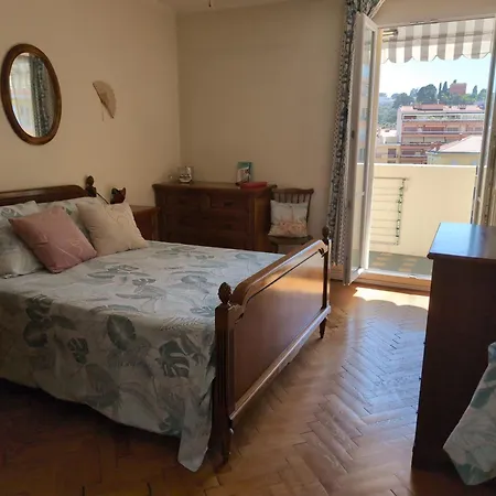 Apartmán 2 Pieces , Centre , Emplacement Ideal , *