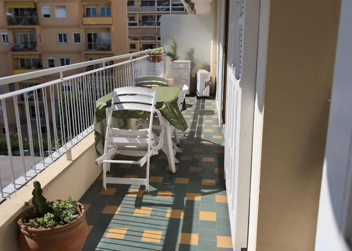 2 Pieces , Centre , Emplacement Ideal , *